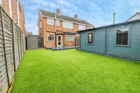 3 bedroom semi-detached house for sale, Dore Avenue, North Hykeham, Lincoln, LN6