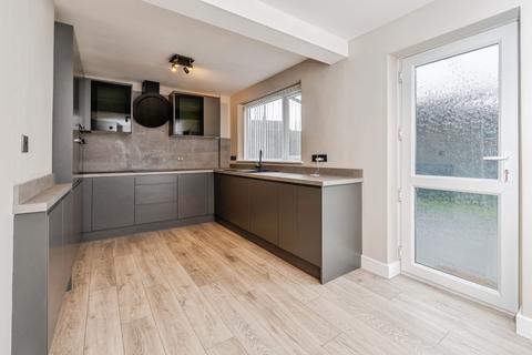 3 bedroom semi-detached house for sale, Dore Avenue, North Hykeham, Lincoln, LN6