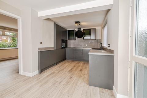 3 bedroom semi-detached house for sale, Dore Avenue, North Hykeham, Lincoln, LN6