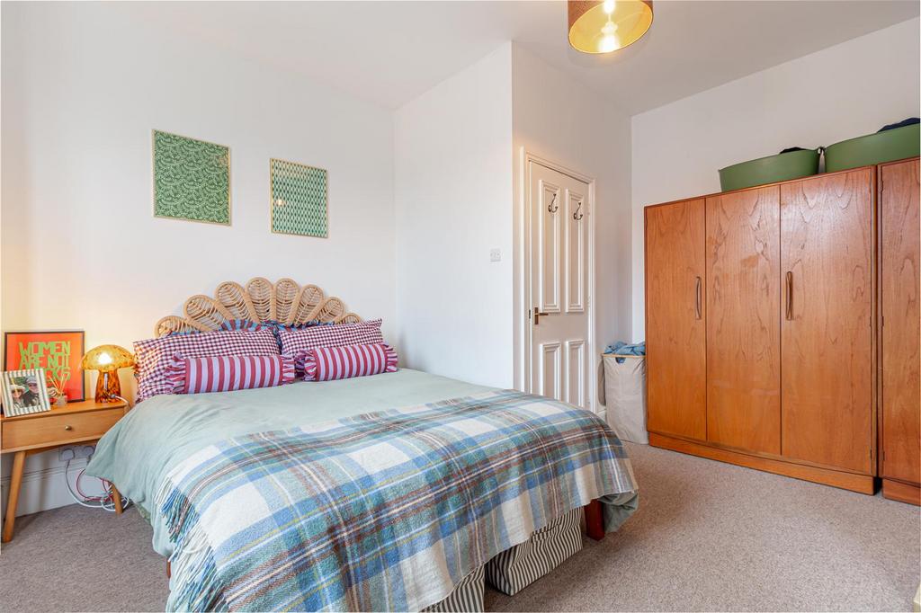 Bedroom-2.jpg