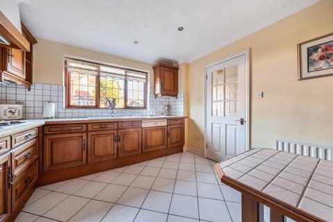 4 bedroom detached house for sale, Taylors Court, Maidenhead