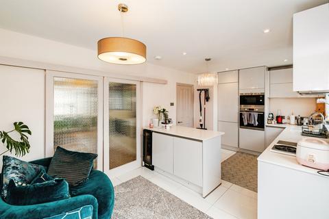 3 bedroom terraced house for sale, Hurston Close, Worthing