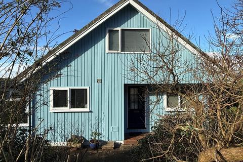 4 bedroom detached house for sale, 13 Woodlands Avenue, Kirkcudbright