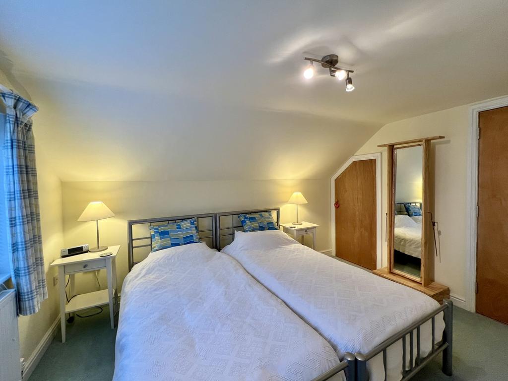 13 Woodlands Avenue, Kirkcudbright - Williamson an