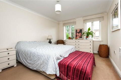 1 bedroom apartment for sale, Stockwell Green, London, SW9