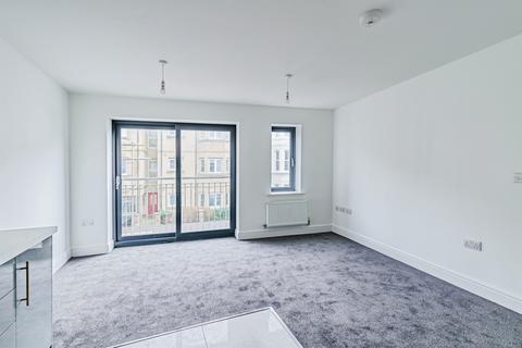 2 bedroom flat for sale, Queens Road, Hastings
