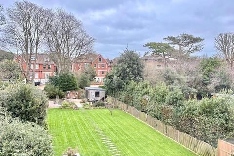 4 bedroom apartment for sale, Grassington Road, Eastbourne, East Sussex, BN20