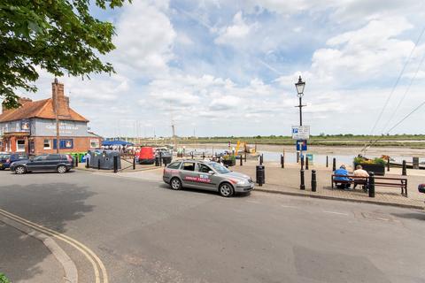 2 bedroom apartment for sale, Church Street, Maldon