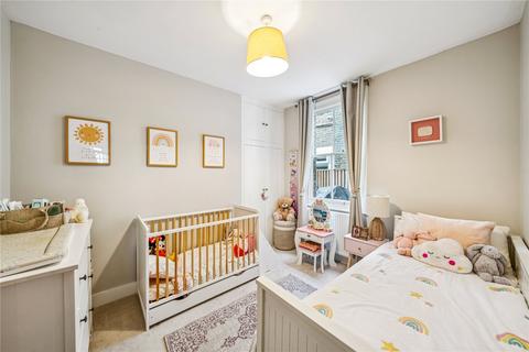 2 bedroom maisonette for sale, Swaby Road, SW18