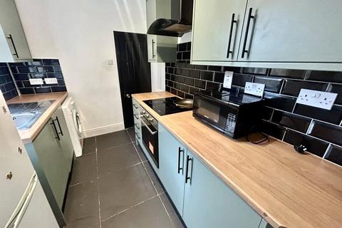 4 bedroom terraced house to rent, Farm Street, Derby, Derbyshire, DE22