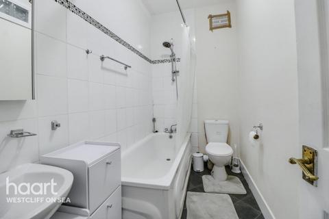 1 bedroom flat for sale, Valkyrie Road, WESTCLIFF-ON-SEA