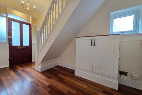 3 bedroom semi-detached house to rent, Tennyson Road , Newport,