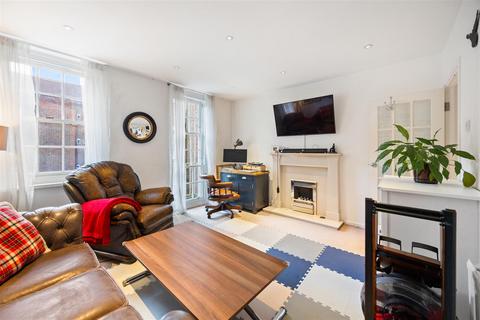 2 bedroom apartment for sale, Well Walk, London