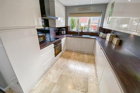 4 bedroom detached house for sale, Stag Lane, Woodham
