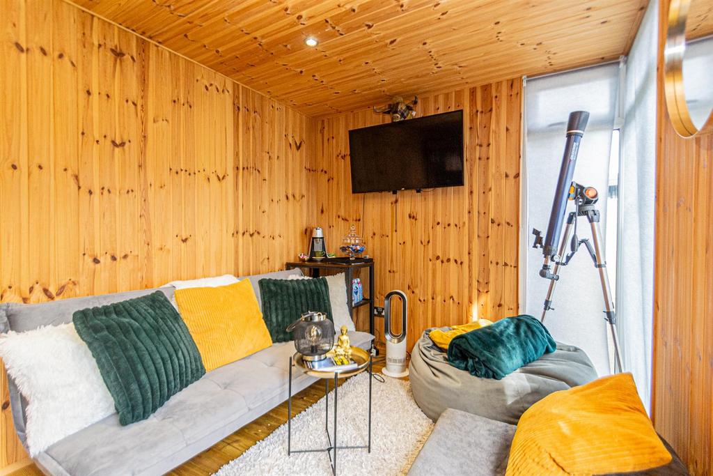 Garden Room