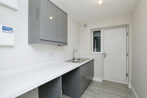 4 bedroom semi-detached house for sale, High Street, Elkesley, Retford