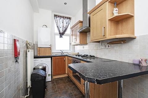 2 bedroom flat for sale, Gurney Road, Stratford, London, E15