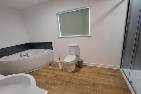 1 bedroom in a house share to rent, New Road, South Molton, EX36