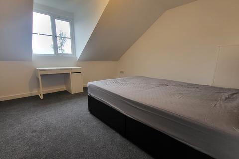 1 bedroom in a house share to rent, New Road, South Molton, EX36