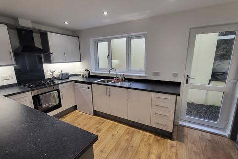 1 bedroom in a house share to rent, New Road, South Molton, EX36