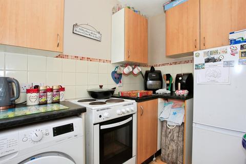 undefined, Sunnymead, Peterborough
