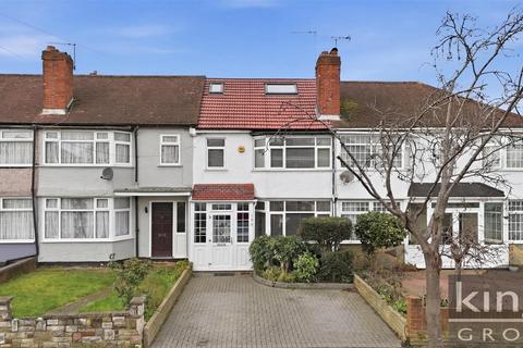 4 bedroom terraced house for sale, Tynemouth Drive, Enfield