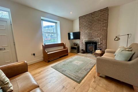 3 bedroom terraced house for sale, Sun Street, Eastburn, Keighley, BD20