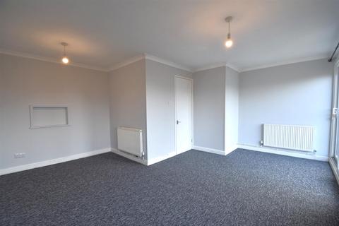 3 bedroom house to rent, Ditchling Drive, Hastings