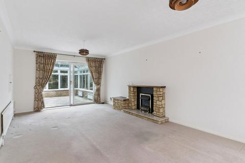3 bedroom detached house for sale, Lawford Avenue, Chorleywood, WD3