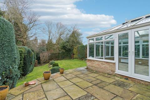 3 bedroom detached house for sale, Lawford Avenue, Chorleywood, WD3