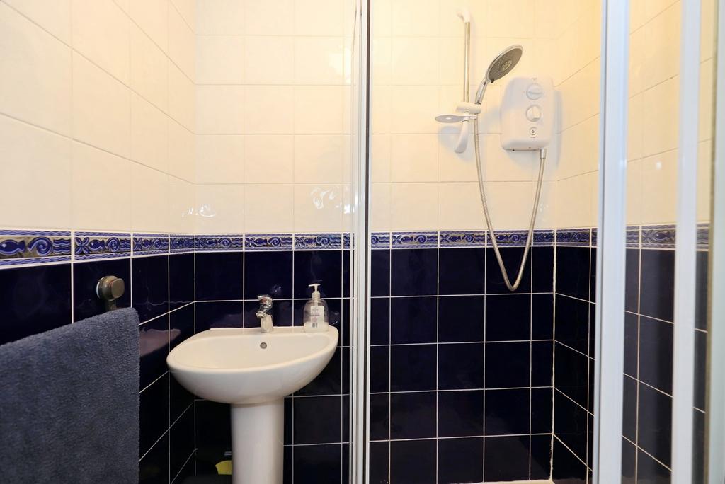 Ensuite Shower Room