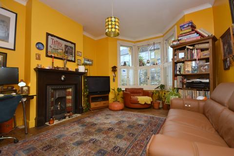 1 bedroom flat for sale, Gordon Road, Margate