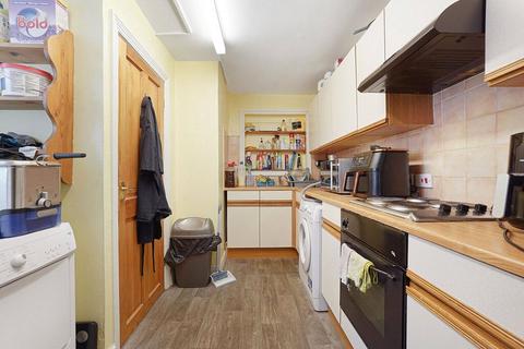 2 bedroom apartment for sale, Purbeck Road, Chatham, Kent, ME4