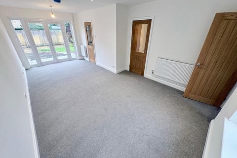 3 bedroom end of terrace house for sale, Swan End, Buckden, PE19 5SW