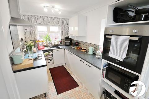 4 bedroom detached house for sale, Raglan Road, Belvedere, DA17