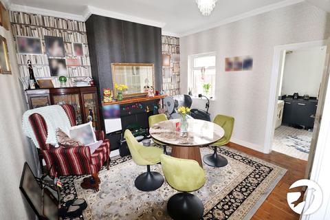 4 bedroom detached house for sale, Raglan Road, Belvedere, DA17