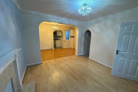 2 bedroom terraced house to rent, Lansbury Drive, Hayes, Greater London, UB4