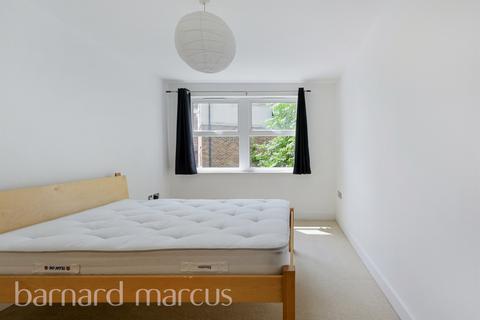 1 bedroom apartment for sale, Ferndale Road, London