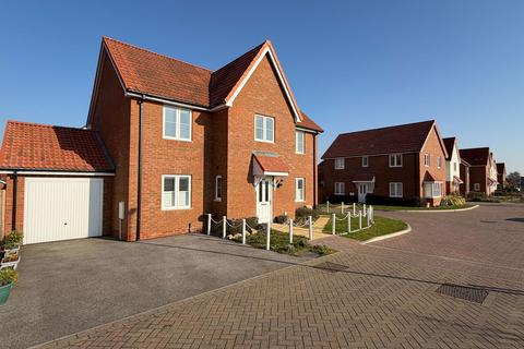 4 bedroom detached house for sale, Blackmill Way, Sandwich CT13
