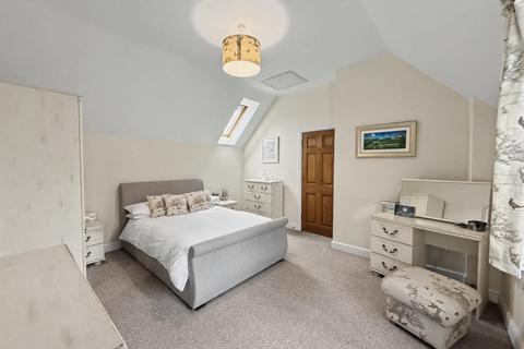 3 bedroom semi-detached house for sale, 11 New Street, Weedon, NN7 4QS