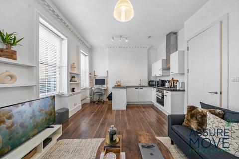 1 bedroom apartment to rent, Goodge Street, London, W1T