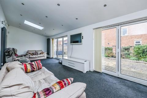 undefined, Broadstone Close, West Bridgford, Nottingham