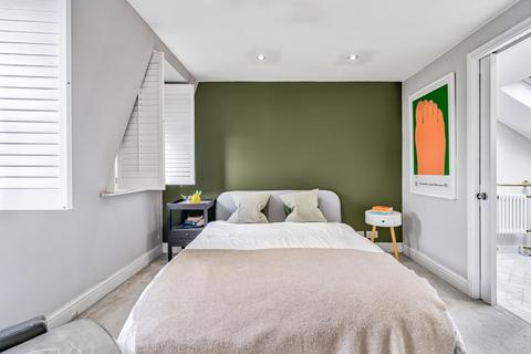 3 bedroom maisonette for sale, Glenelg Road, Brixton, London, SW2