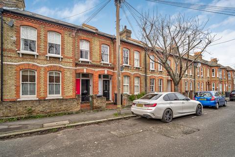 3 bedroom maisonette for sale, Glenelg Road, Brixton, London, SW2