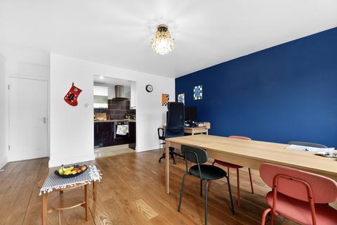 2 bedroom flat for sale, 115 Graham Road, London, SW19