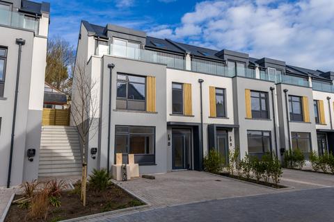 3 bedroom semi-detached house for sale, Les Bas Courtils Road, St. Sampson's, Guernsey, Channel Islands