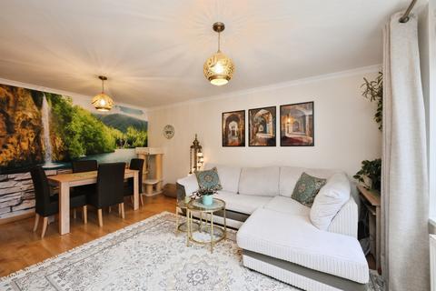 undefined, Hoe Lane, Ware