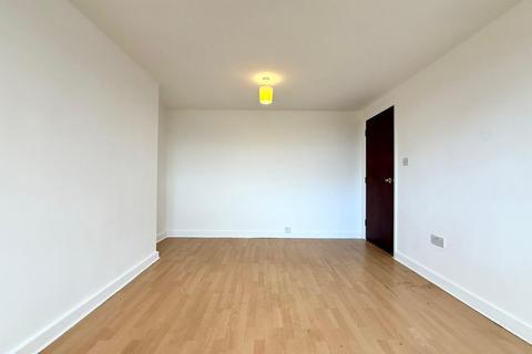 1 bedroom in a house share to rent, Malvern Avenue, Harrow HA2