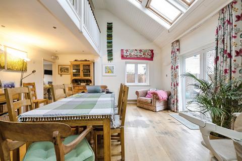 4 bedroom semi-detached house for sale, Manor Farm, Apethorpe, Peterborough