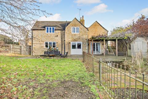 5 bedroom cottage for sale, Uffington Road, Stamford